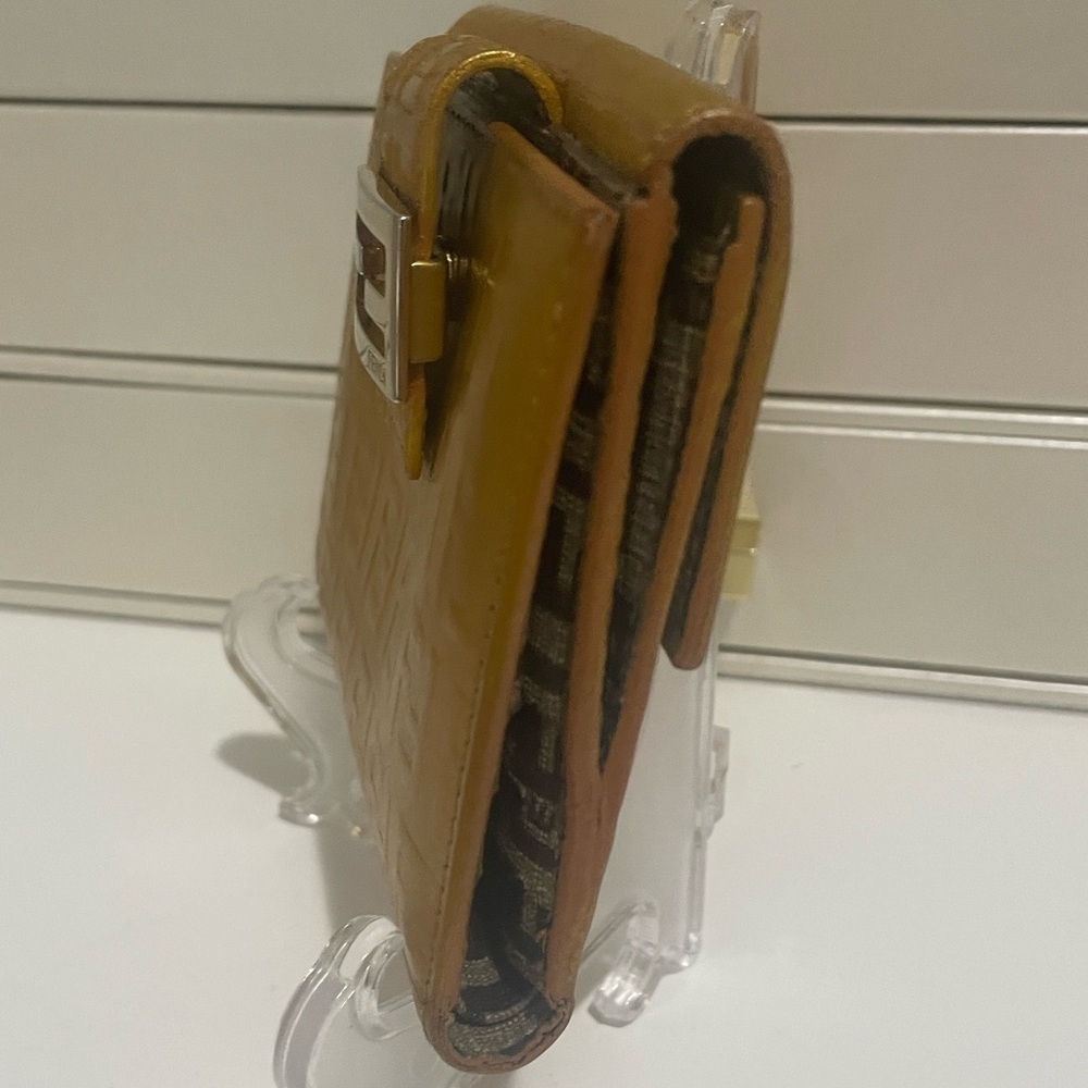 Fendi Zucchino Bifold Compact Wallet in gold metallic monogram; EUC - Picture 12 of 16